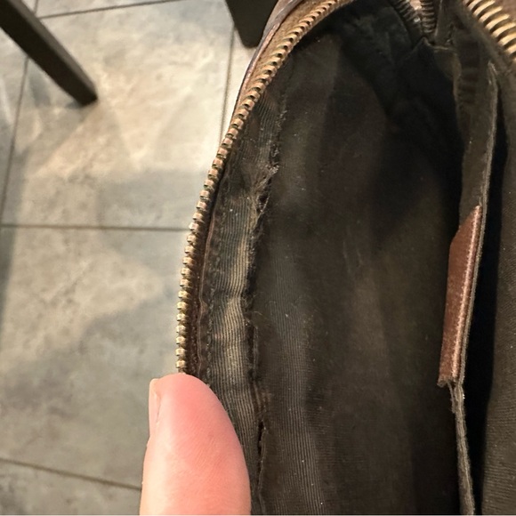 Gucci Beige/Brown GG Canvas Crossbody Bag - Picture 10 of 14